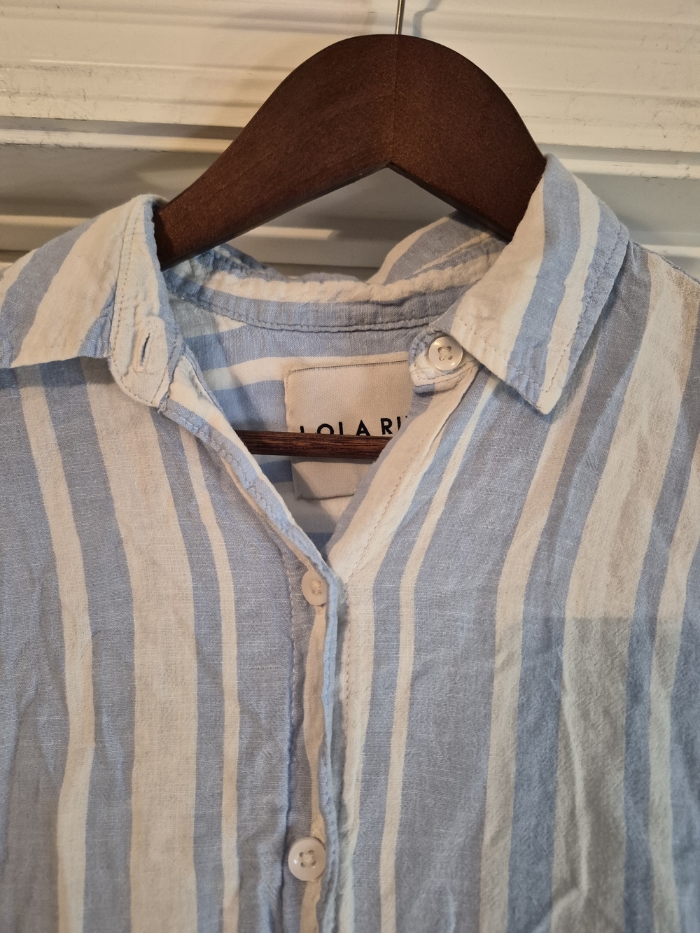 Lola River Light Blue & White Vertical Stripe Button-Up Shirt Medium - Picture 4 of 10